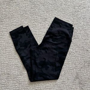 CRZ Yoga black camo leggings